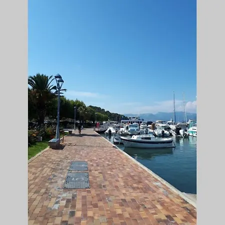 Vue Mer Magnifique, Soleil Et Plages * サン・マンドリエ・シュル・メール